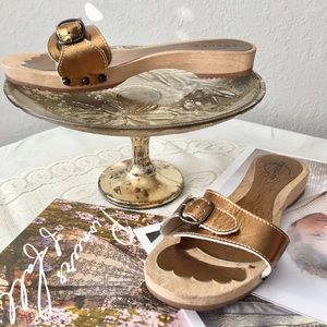PRICE ✂️ ESPACE wooden sandals
